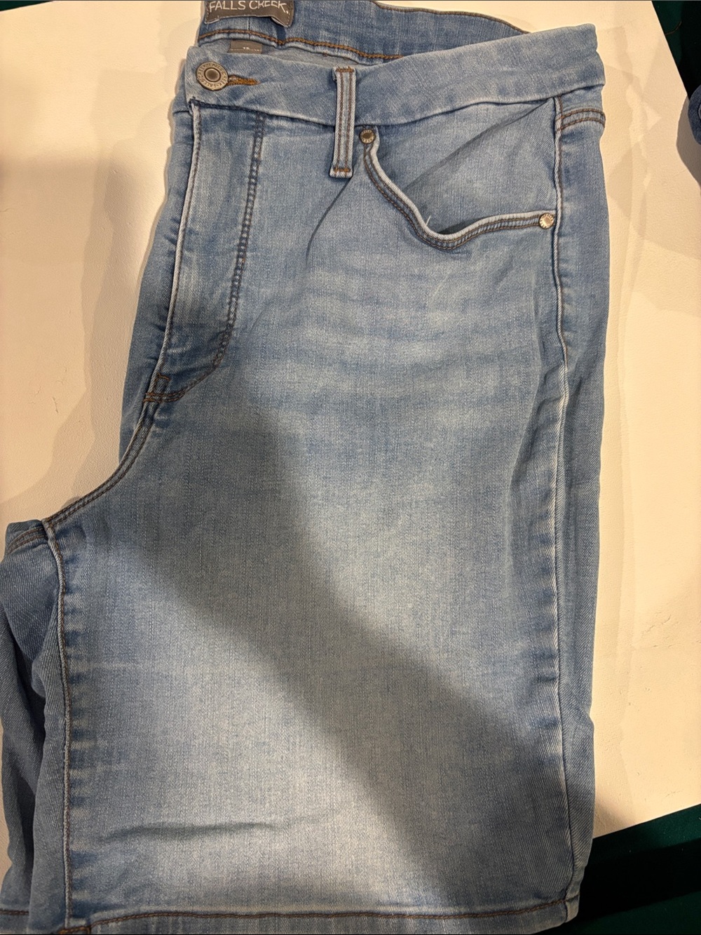 Falls Creek Light Blue Denim Womens Shorts Bermudas size 16, 8” length short